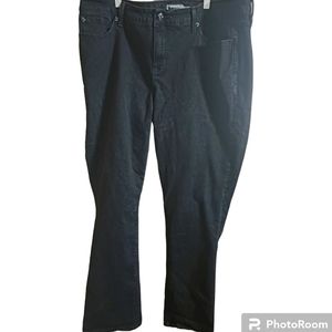 Torrid Women's Black  Boyfriend stretch Jeans  Size 22t